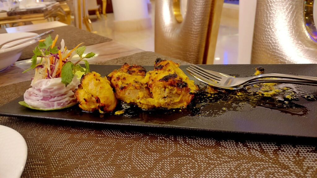 yummy chicken dish at park regis hotel, goa