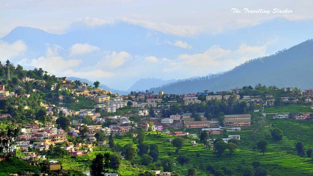 beautiful houses in the valley of almora, uttarakhand